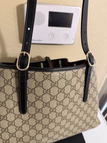Gucci purse new - new, and
